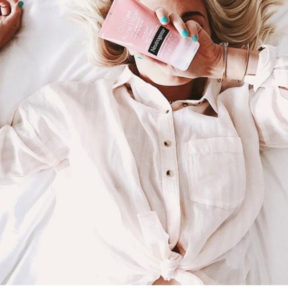 Urban Outfitters BDG Striped Button Down Blouse Pink and White M